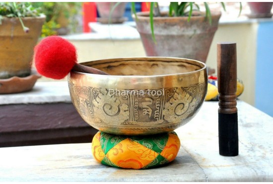 Tibetan Mantra Etched Singing Bowl – Conch Symbol Engraved (Multiple Sizes Available)