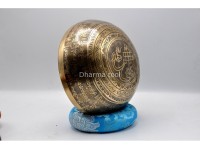 Eyes of Buddha Tibetan Singing Bowl with Om Mani Padme Hum Mantra & Endless Knot Design