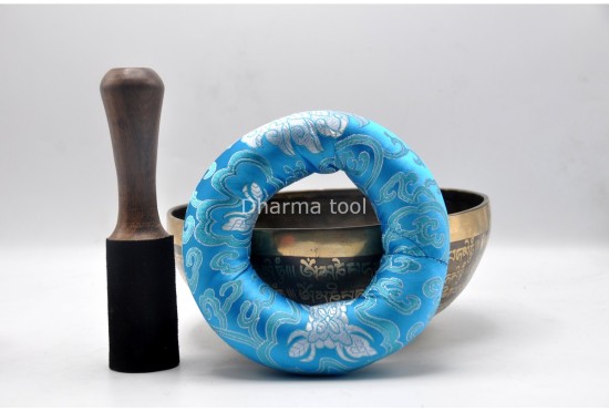 Eyes of Buddha Tibetan Singing Bowl with Om Mani Padme Hum Mantra & Endless Knot Design