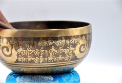Tibetan Om Singing Bowl with Om Mani Padme Hum Mantra & Eyes of Buddha Design