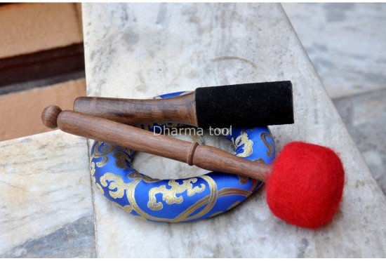 Handmade Tibetan Mantra Singing Bowl – Full Mantra Etched (Multi-Size)