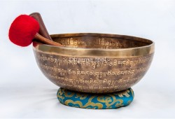 Dorje Tibetan Singing Bowl with Tibetan Mantra Ring & Tibetan Om Symbol