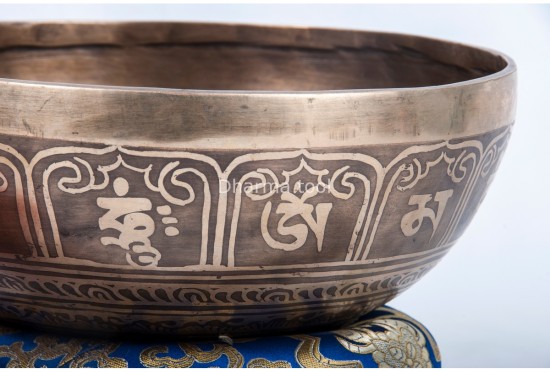 Double Dorje Tibetan Singing Bowl with Potala Gate Mantra & Endless Knot Design