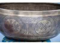 Lingam Tibetan Singing Bowl with Eight Auspicious Symbols, Lotus Mantra & Mandala Design