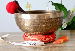 Full Tibetan Mantra Etched Singing Bowl with Mantra Mandala & Double Dorje (Multiple Sizes)