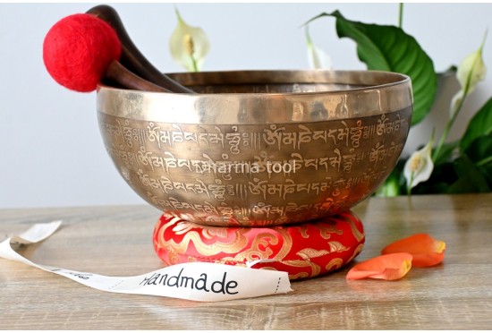 Full Tibetan Mantra Etched Singing Bowl with Mantra Mandala & Double Dorje (Multiple Sizes)