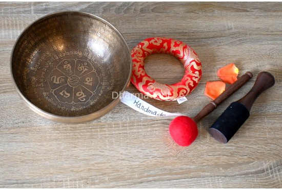 Full Tibetan Mantra Etched Singing Bowl with Mantra Mandala & Double Dorje (Multiple Sizes)