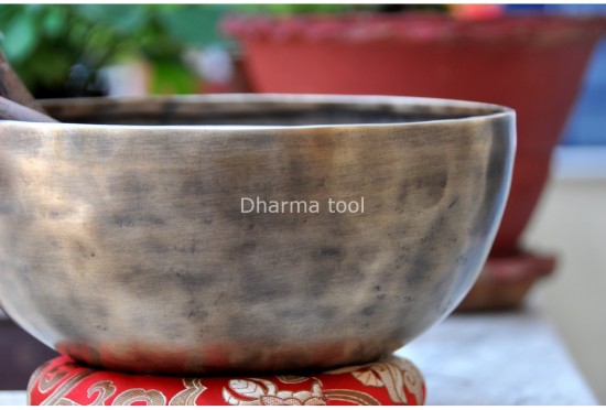 Lord Shiva Etched – Handmade Tibetan Singing Bowl (Multiple Size Options)