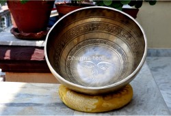 Eyes of Buddha Etched Tibetan Singing Bowl – Handmade with Tibetan Mantra & Dharma Chakra (Multiple Size Options)