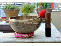 Tibetan Mantra & Endless Knot Etched Singing Bowl – Handmade Himalayan Bowl with Double Dorje (Multiple Size Options)