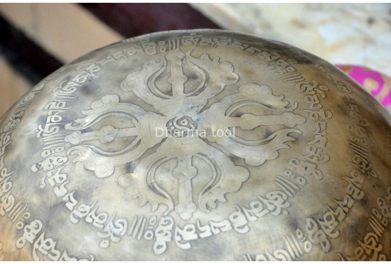 Tibetan Mantra & Endless Knot Etched Singing Bowl – Handmade Himalayan Bowl with Double Dorje (Multiple Size Options)