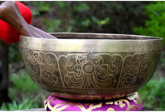 Austamangala Carved Tibetan Singing Bowl – Multiple Size Option