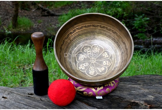 Austamangala Carved Tibetan Singing Bowl – Multiple Size Option
