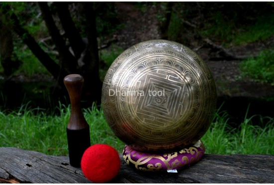 Austamangala Carved Tibetan Singing Bowl – Multiple Size Option