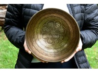 Austamangala Carved Tibetan Singing Bowl – Multiple Size Option