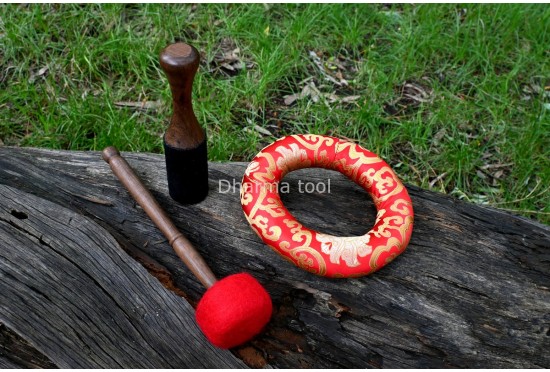 Mantra Mandala Etched Tibetan Singing Bowl – Tibetan Mantra & OM Symbol – Multiple Size Option