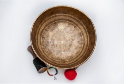 Chakra Yogi Tibetan Singing Bowl with Tibetan Mantra & Double Dorje Symbol