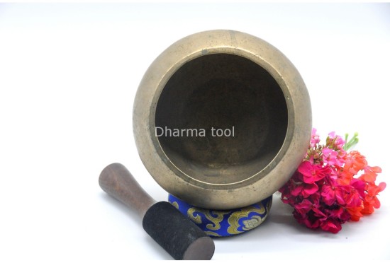 Old Collected Goalbati Buddha Singing Bowl – Antique Himalayan Bowl