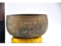 Remuna Singing Bowl – Antique Himalayan Bowl