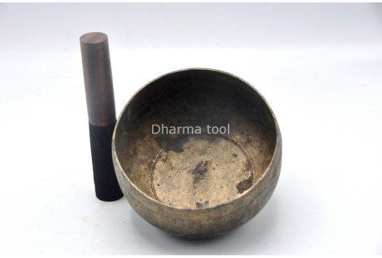 Remuna Singing Bowl – Antique Himalayan Bowl