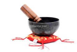 Palm Size Full Moon Singing Bowl – 4, 5 & 6 Inches