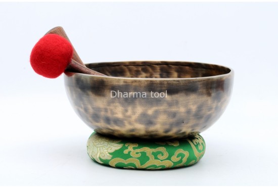 9-Inch Tibetan Singing Bowl – Grounding & Deep Vibrational Wellness Bowl