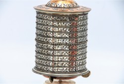 Table Top Tibetan Prayer Wheel – 10-Line Om Mani Mantra