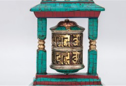 5.5 Inch Table Top Tibetan Prayer Wheel 2 Line Mantra Stone Inlay