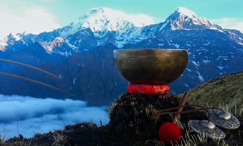 Himalayan history and origins of Tibetan singing bowls from Nepal and Tibet