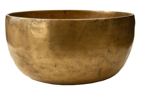 Thadobati Tibetan singing bowl with balanced tone and centered vibration
