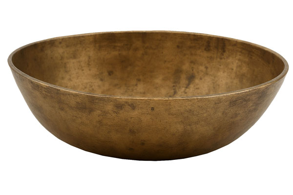 Manipuri singing bowl with wide low profile and bright responsive harmonics