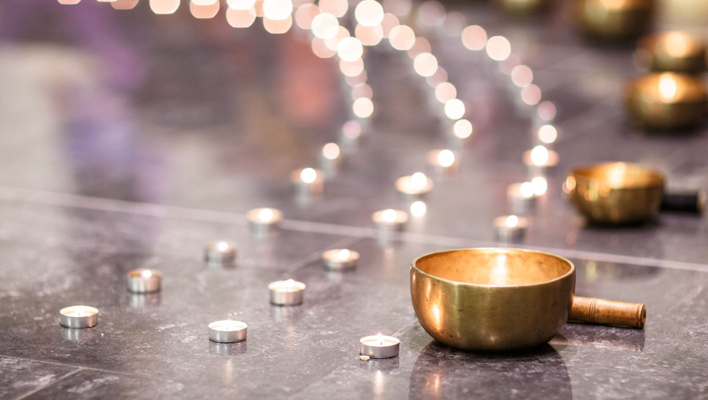 Candle Light Cleansing Tibetan Singing Bowl